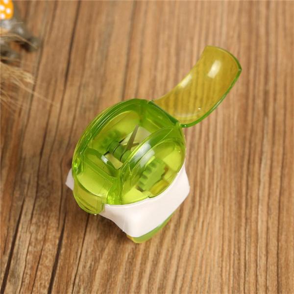 SmartKitchen™ Mini Garlic Chopper