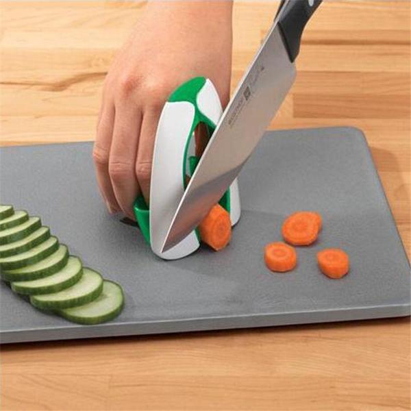 SmartKitchen™ Soft Grip Finger Protector