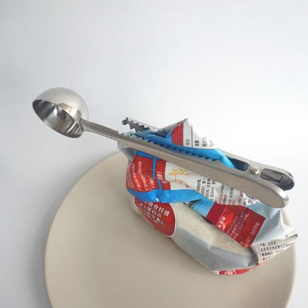 SmartKitchen™ Coffee Scoop Seal Clip