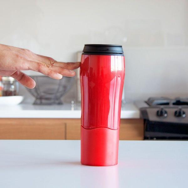 No-Spill Tumbler