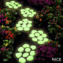Glow in the Dark Pebbles (100 pcs)