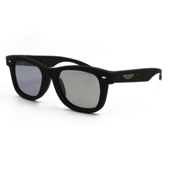 Light-Adjusting Sunglasses