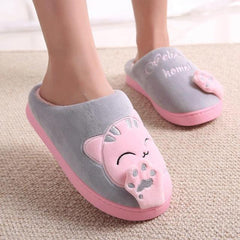 Plushy Cat Paw Slippers